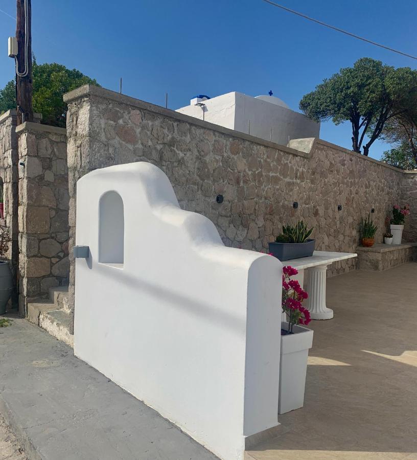 Anemos Studios Adamantas  Exterior photo